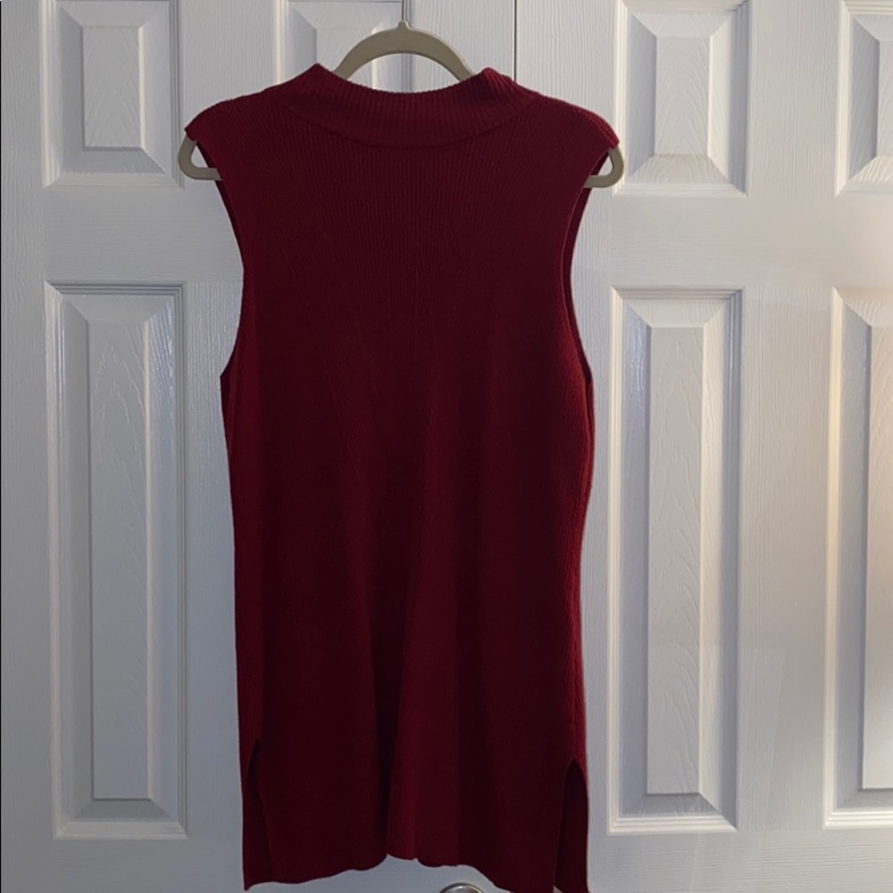 No sleeve sweater